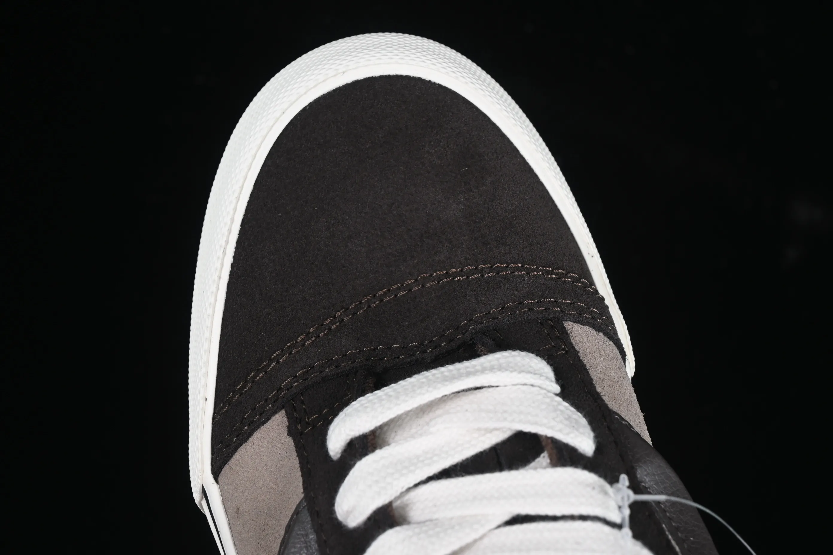 All categories Vans Vans series Vans Low Vans low-top Vans Knu Skool Vans low-top retro casual fat bread shoes VN0009QC2LN